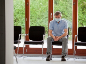 Prostate Cancer: Study Investigates Surgery Vs. Delayed Treatment